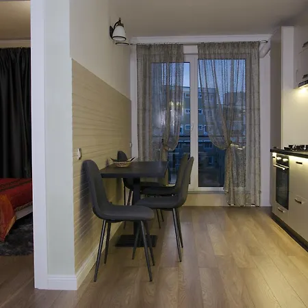 Venus Luxury Studio Apartament *